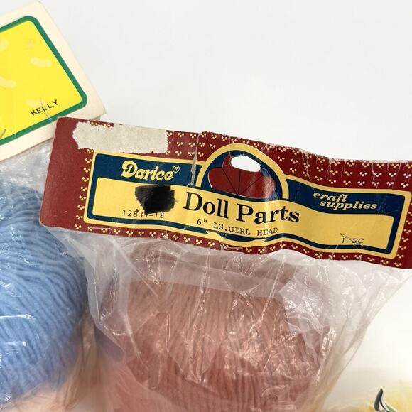 Mixed Lot Yarn Doll Head w/Hands Assorted Hair Freckles Vintage NIP - lot of 10 - Picture 12 of 16